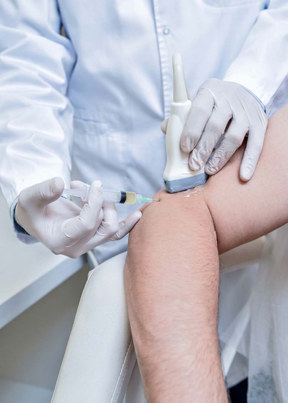 Injection échoguidée au coude